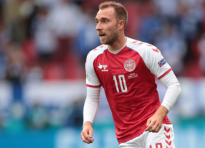 Read more about the article ERIKSEN GỤC NGÃ VÀ MẶT TỐI CỦA BÓNG ĐÁ
