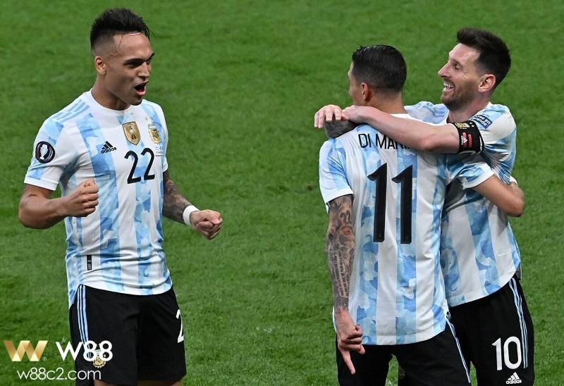 You are currently viewing AYALA: ‘ARGENTINA KHÔNG CHỊU ÁP LỰC VÔ ĐỊCH WORLD CUP’