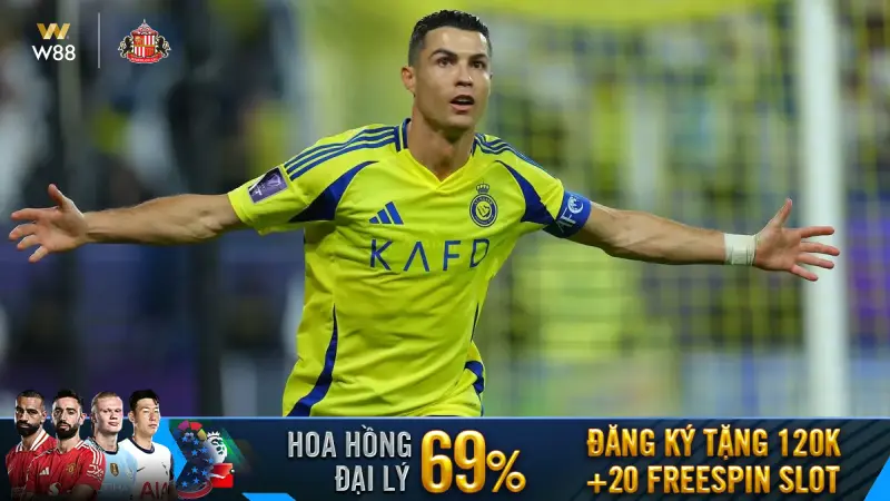 You are currently viewing RONALDO MUỐN AL NASSR ‘HÓA RỒNG’ VỚI ANTONY VÀ FELIX