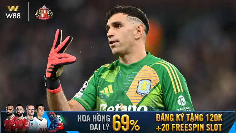 You are currently viewing MU CẨN THẬN NGẬM TRÁI ĐẮNG VỚI EMILIANO MARTINEZ