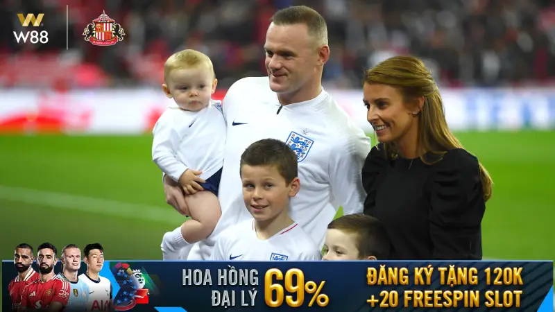 You are currently viewing ROONEY TỪNG NGHIỆN RƯỢU ĐẾN MỨC SUÝT ‘ĐĂNG XUẤT’