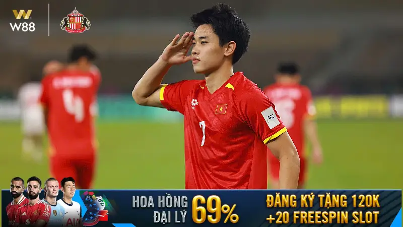 You are currently viewing CHÂN PHẢI ĐAU, ĐÌNH BẮC VẪN TỎA SÁNG BẰNG CHÂN TRÁI VÀ CÚ ĐÁNH ĐẦU ĐẲNG CẤP